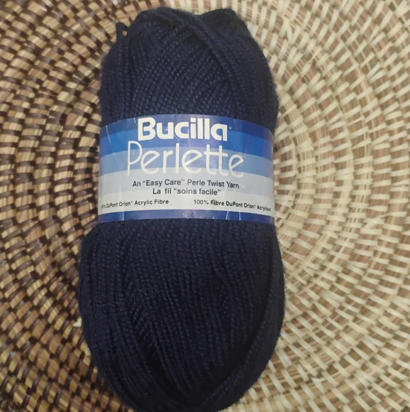 Bucilla Perlette Twist Yarn - 7 skeins in Violet Blue - Picture 6 of 10